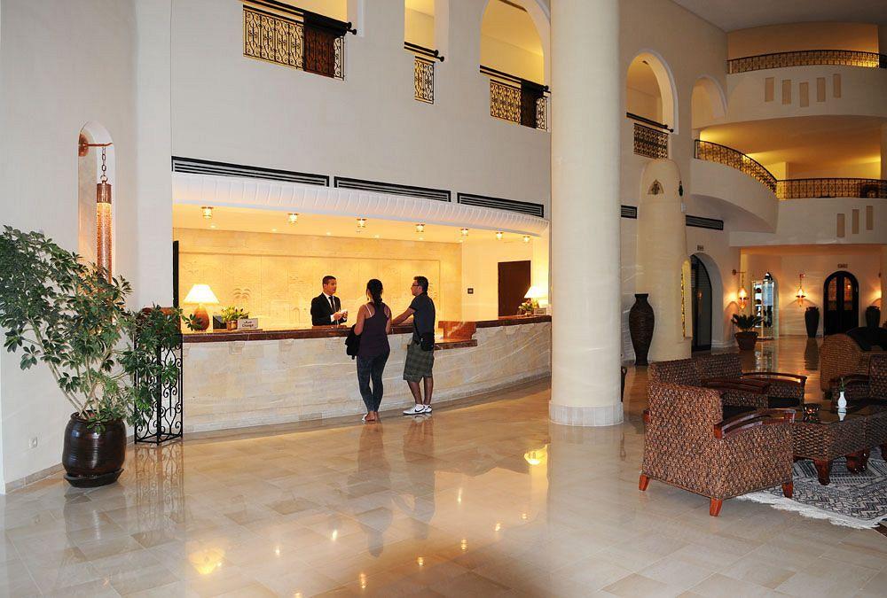 Green Palm Midoun Luaran gambar