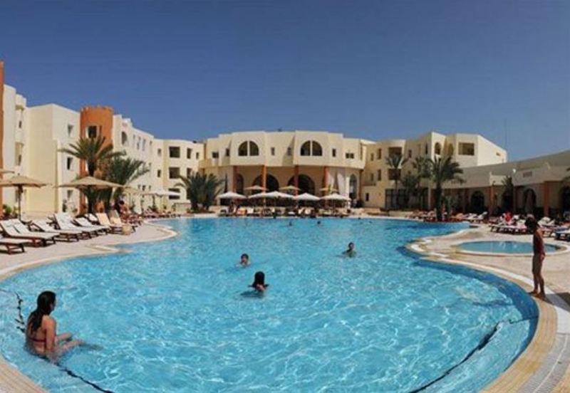 Green Palm Midoun Luaran gambar